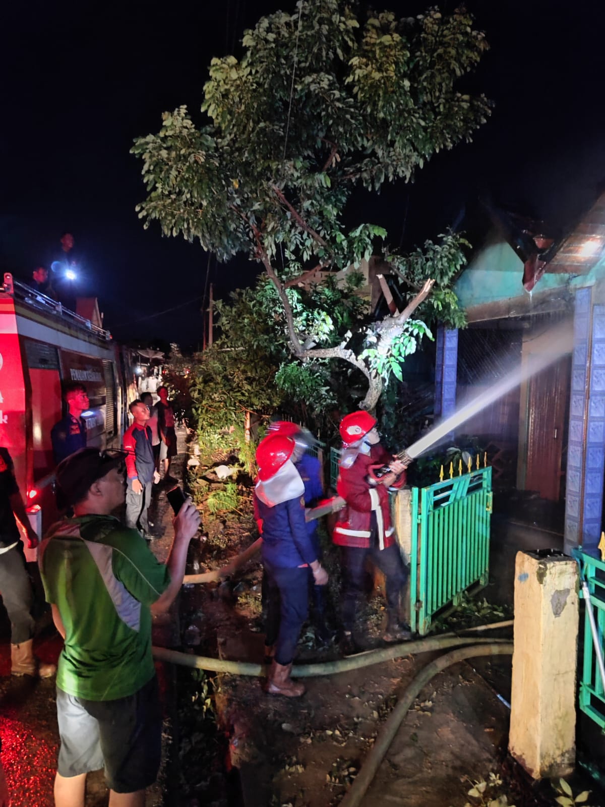 Kebakaran Rumah Warga Di Perumnas MTS Tebing Tinggi Kerugian Ditaksir ...